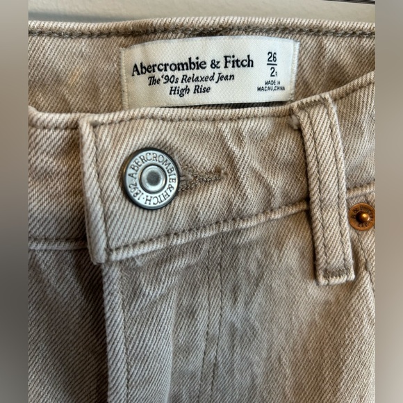 Abercrombie Fitch Women’s Tan Denim Jeans - Size 2 90s Relaxed Jeans High Rise - Picture 8 of 9
